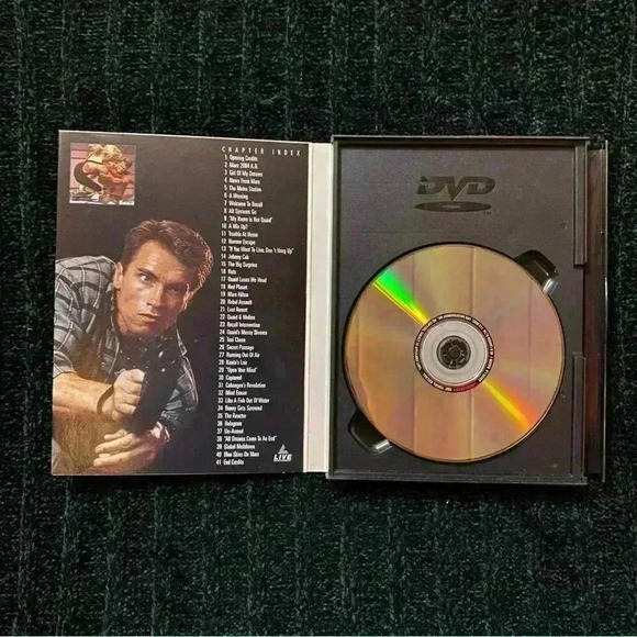 VGT DVD: Total Recall 1990 Arnold Schwarzenegge - Picture 2 of 3